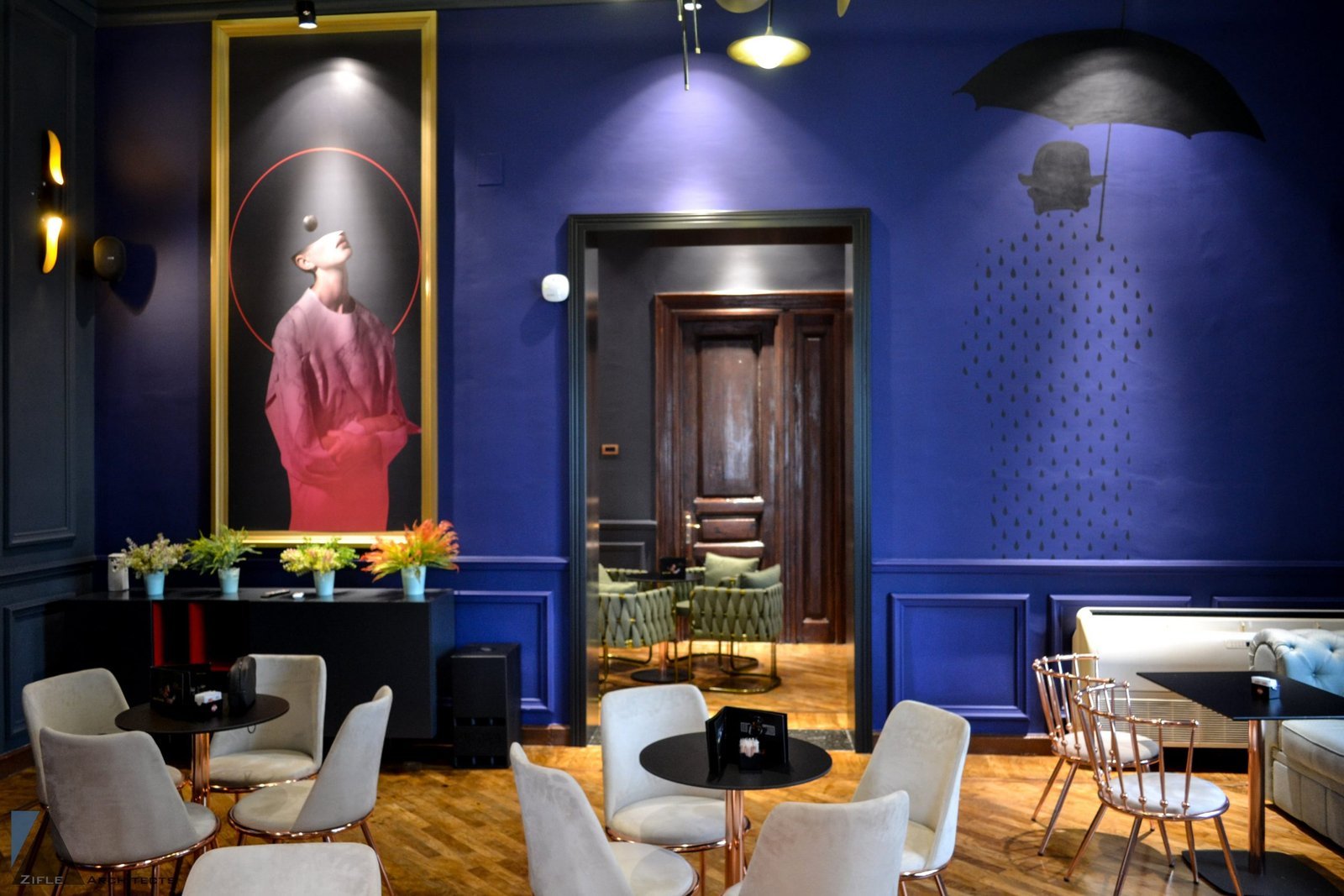 Monarc Bar Cafe